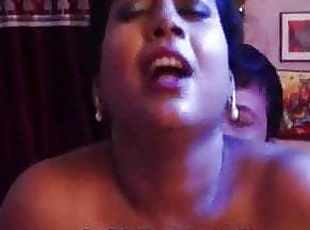 Sexy hot aunty