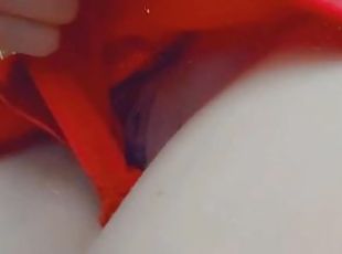 Finger fuck and orgasm under short shorts. Real home video from private collection