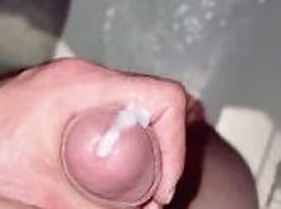 Baignade, Ejaculation sur le corps, Énorme bite, Gay, Branlette, Collège, Horny, Sperme, Douche, Solo