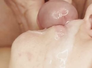 Mastürbasyon (Masturbation), Amatör, Oral seks, Üstüne/yüzüne boşalma, Mastürbasyon, Vajinadan sızan sperm, Yutkunma, Meni, Sperm, Oral