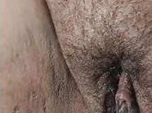 grosse, poilue, masturbation, chatte-pussy, giclée, amateur, milf, latina, belle-femme-ronde, doigtage