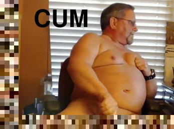 Grandfather stoke and cum on cam