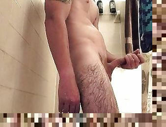 Hot Guy Masturbates In His Shower