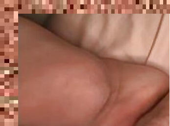 gros-nichons, poilue, masturbation, orgasme, chatte-pussy, amateur, latina, belle-femme-ronde, doigtage, chatte