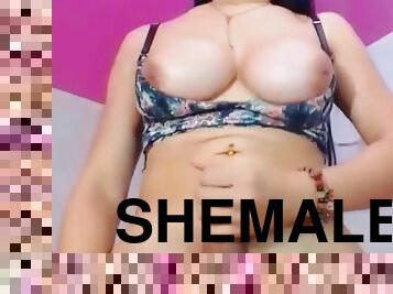 Pinky wants to play shemale cock on cam
