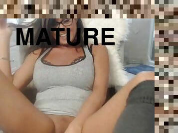 Cute mature woman live cam orgasming