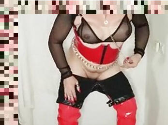 Sexy milf fetish cums for you for Christmas