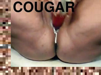 Freak hoes: creamy cougar *omgee*