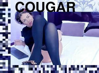 Cougar hot babe