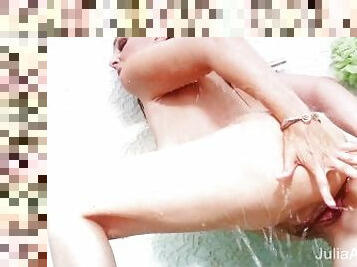 cul, baignade, gros-nichons, poilue, énorme, masturbation, chatte-pussy, milf, doigtage, blonde