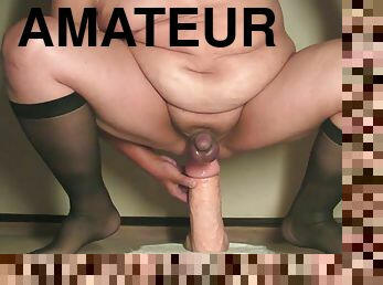 masturbation, monstre, amateur, jouet, joufflue, horny, chevauchement, gode, rasé