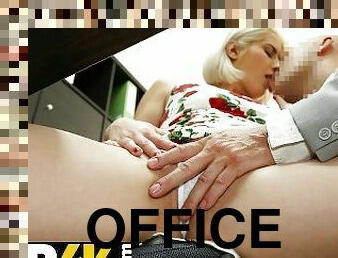 levrette, bureau-office, chatte-pussy, ados, casting, blonde, entrevue, audition