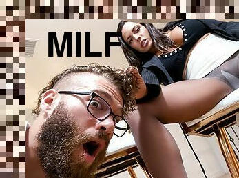 It's My Fucking Wifi Video With Xander Corvus, Luna Star - Brazzers