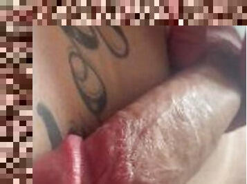 masturbation, amateur, ejaculation-sur-le-corps, énorme-bite, ados, hardcore, point-de-vue, solo, tatouage, bite