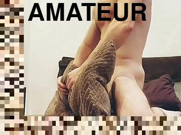 énorme, masturbation, amateur, ejaculation-sur-le-corps, énorme-bite, chambre-a-coucher, bite