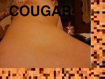 Trans Cougar fingerfucks ass