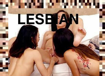 Bringing in the new year intense lesbian threesome s30:e7