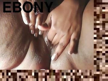 Ebony phat ssbbw rubbing her pussy hard cumming 3