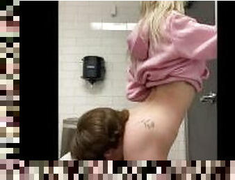 Blonde Slut Takes Big Dick In Bathroom!