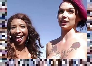 Lesbian action with anna bell and peaks in september reign