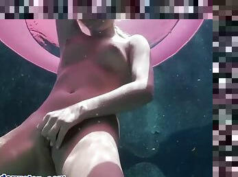 Sexy blonde bikini babe gives him a hot blowjob underwater