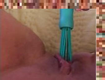 KinkMe: Struggle Insertion Whisk (SOUND!)