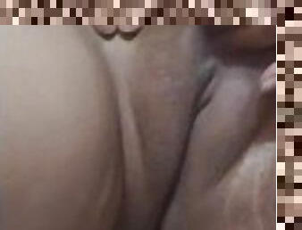 Madura bbw masturbación sola en casa