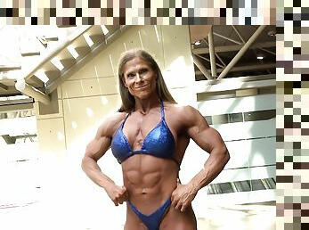 Maria Mikola Female Muscle