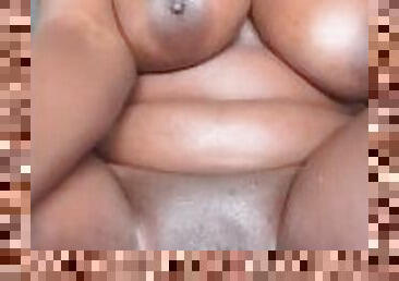 BIG Tits Ebony RUbs Her Fat Sweet PuSSy WITH HUGE BBC D TILL Masturbation