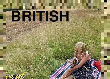 Posh British MILF Amy Fucked In Public By a Stranger