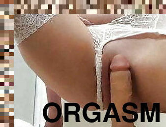 vieux, orgasme, chatte-pussy, giclée, jouet, ejaculation-interne, 18ans, lingerie, gode, plus-agée