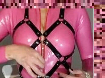 ruské, amatérske, japonské, bdsm, otrok, červenovláska, pov, blondýna, fetišistické, latex