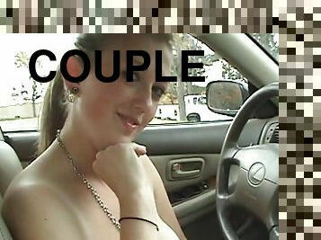 gros-nichons, amateur, ados, fellation-profonde, couple, voiture, horny