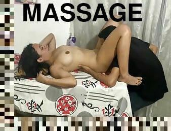 A Beautiful Woman Asks For A Massage I Warm Her Up And She Gives Me Her Pussy