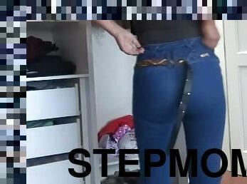 Beautiful stepmom shows off her wonderful ass for stepson to jerk off