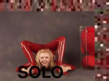 Julya Red Latex