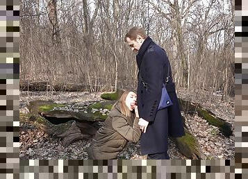 Pretty Girl Made A Sweet Quick Blowjob In The Woods On The First Date