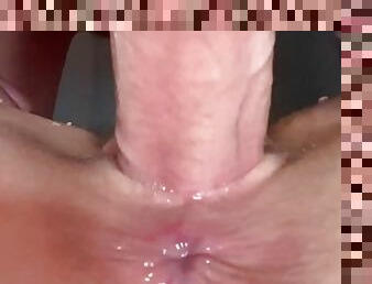 Tight Squirting Pussy gets a Deep Creampie!! Extreme Close Up