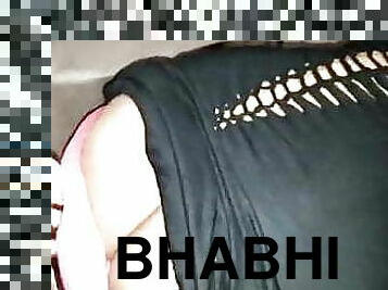 Pooja bhabhi ki pyass devar ne bujhaya- indian milf pov