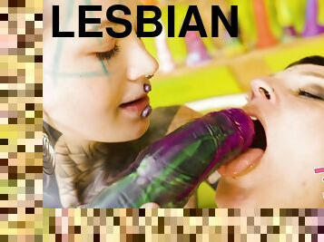 Tattoo Lesbian Gets Hard Fisted Till She Have A Real Orgasm