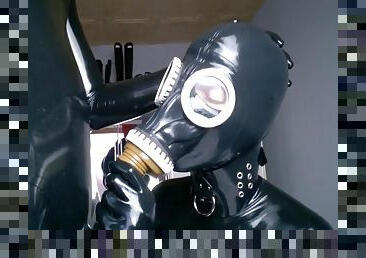 Gasmask Sex