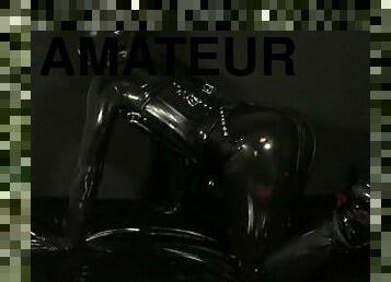 amateur, anal, ejaculation-sur-le-corps, jouet, bdsm, bout-a-bout, latex, solo, bondage, bottes