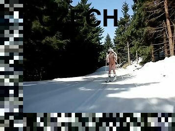 Sapphira skis naked and masturbates in a snowy forest