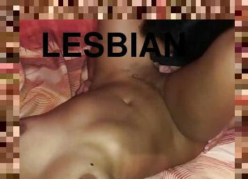 orgasmi, pillu-pussy, vaimo, amatööri, rotujen-välinen, lesbo-lesbian, latino, tosielämää, tatuointi