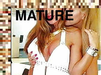 mastürbasyon-masturbation, olgun, lezzo, orta-yaşlı-seksi-kadın, anneciğim, masaj, parmaklama, öpüşme, aamerikalı, bikini