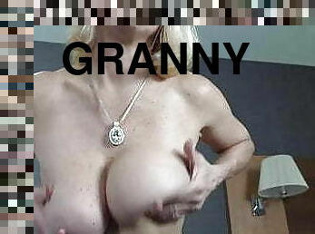 gros-nichons, masturbation, chatte-pussy, mature, granny, pute, gode, seins, incroyable