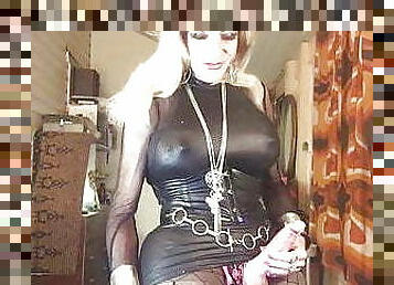 gros-nichons, collants, transsexuelle, mature, ejaculation-sur-le-corps, énorme-bite, travesti, latex, magnifique, domination