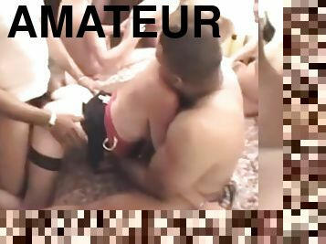 mogli, amatoriali, rapporti-anali, cazzi-enormi, interraziali, gangbang, amplessi-molto-intensi, hotel