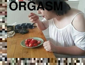 I cum on strawberries and eat them