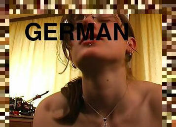 German teen sits on the sybian - KLBR Produktion